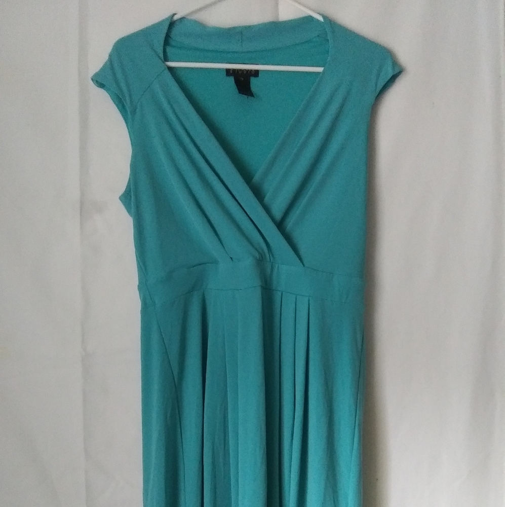 Women's dress